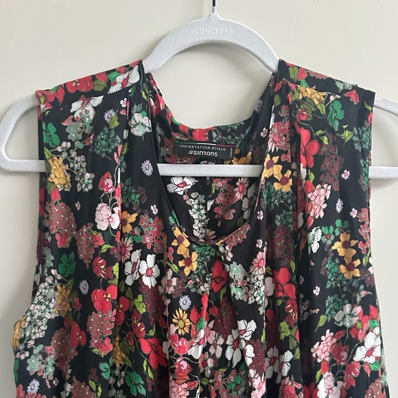 ❤️ Simons beautiful Floral Sleeveless Dress size XXL PTP 2O/21 
Length 38/39 - Picture 3 of 5